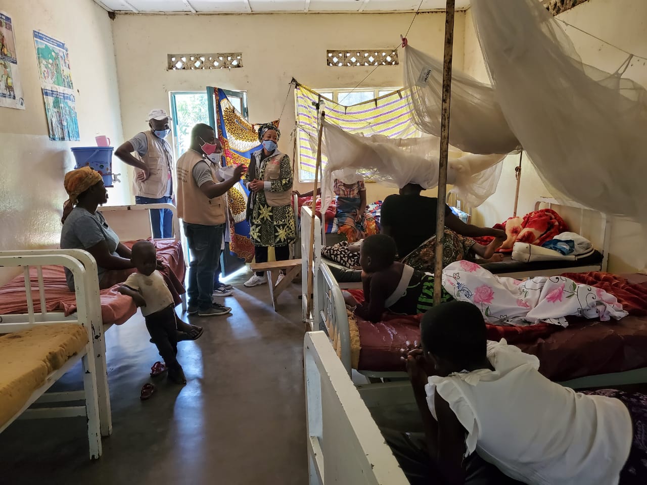 Visite de la coordinatrice de l’AFPDE aux malades sinistrés de NYIRAGONGO à MINOVA