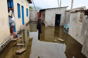 De localités frappées de plein fouet par des inondations dues à la montée des eaux du lac Tanganyika en territoires de Fizi et Uvira