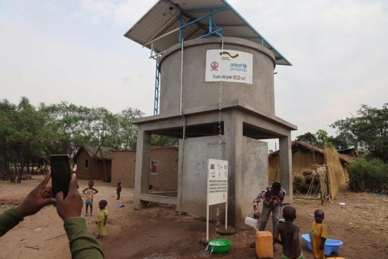 Zone de santé de Ruzizi : Construction et Mise en service de 10 forages profond équipé des pompes immergées alimenté en électricité par le système photo voltaïque (solaires)